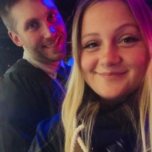 Meet your Posher, Joelly